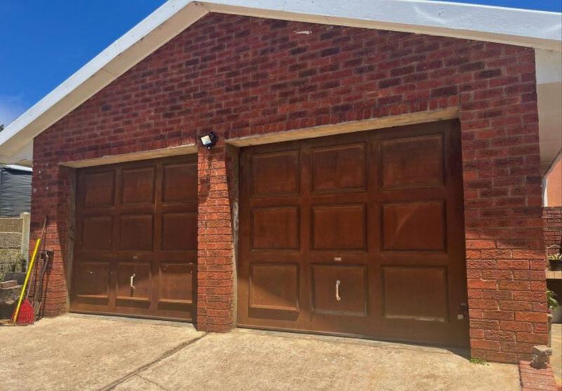 3 Bedroom Property for Sale in Heiderand Western Cape